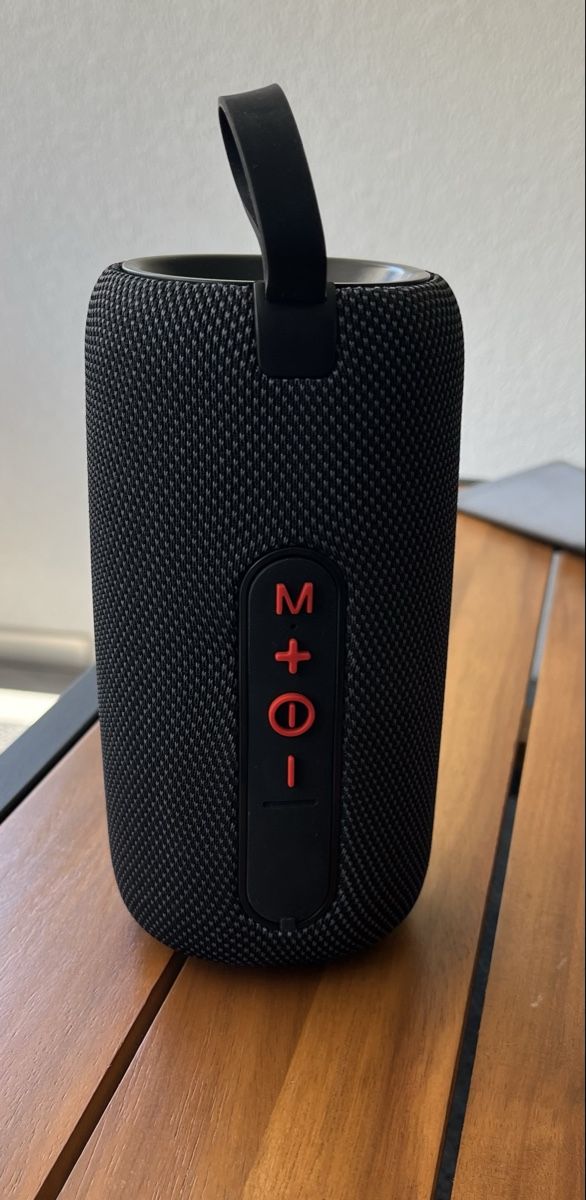 Lautsprecher: Bluetooth Lautsprecher schwarz neuwertig – Neu (gemäss Beschreibung) aus Fahrwangen von vitorio01
