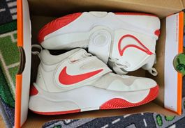 Nike Turnschuhe (NP 79.90 chf)