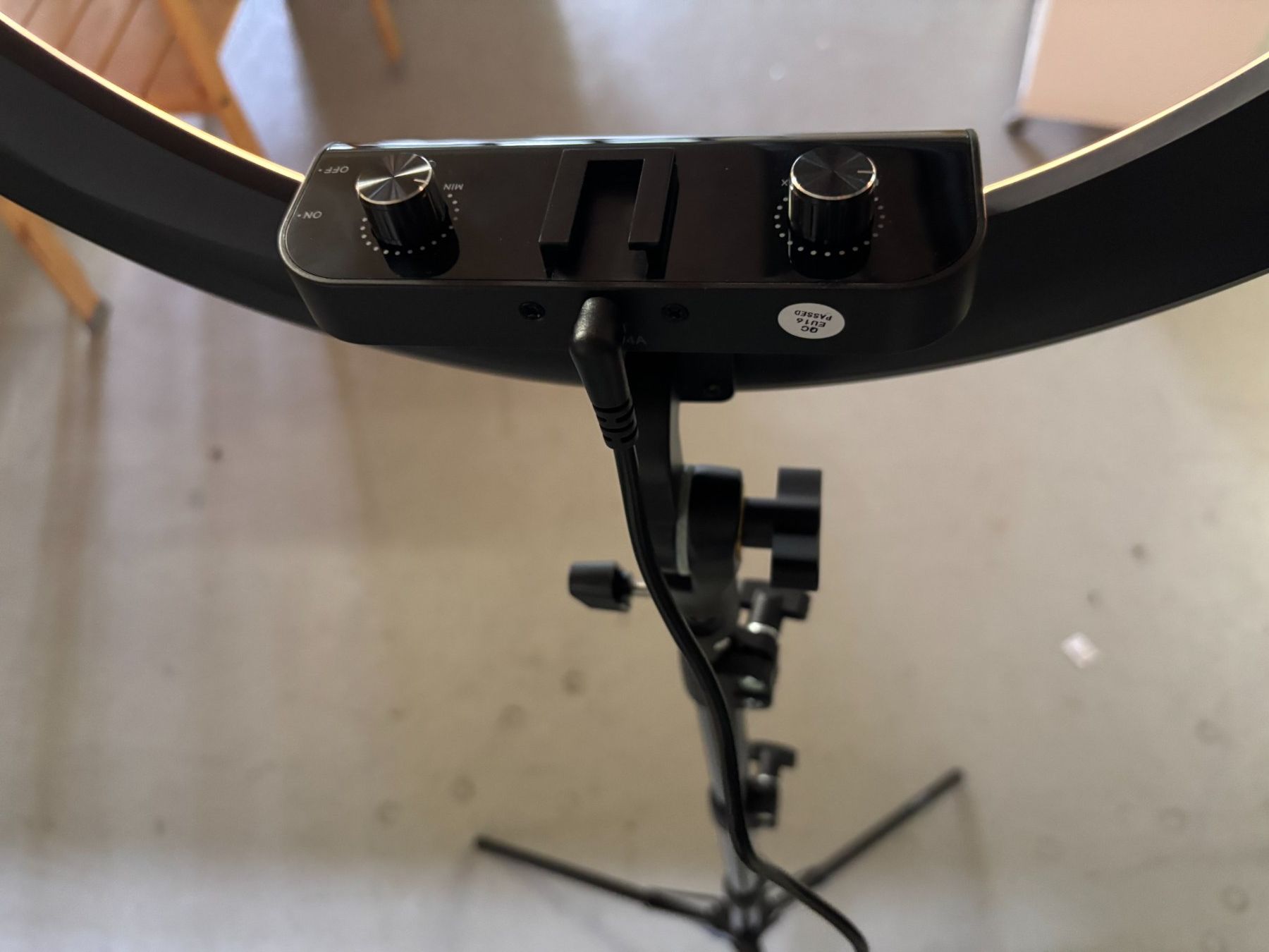 Lampade: Neewer Ringleuchte mit Stativ und Tasche – Usato da Glattbrugg venduto da rentshop.ch 4