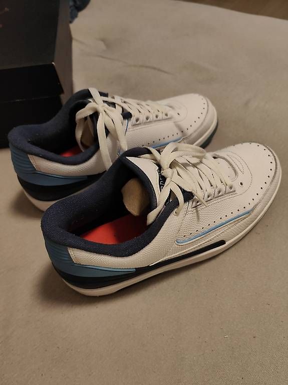 Scarpe da uomo: Air Jordan 2 Retro Low - Us 9 Eu 42,5  – Usato da Hägendorf venduto da HeuerTag02