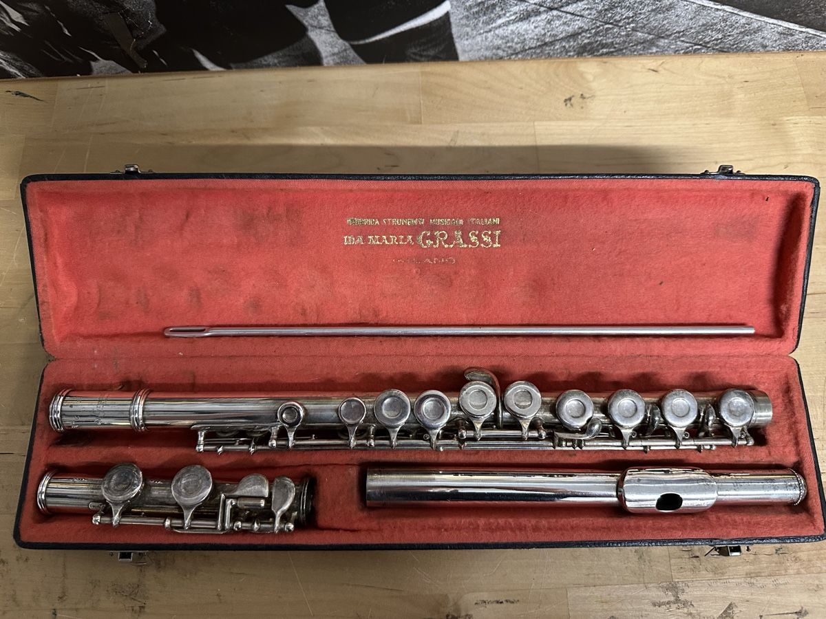Strumenti musicali: Querflöte Instrument – Usato da Ebikon venduto da Gaenggeliwaar