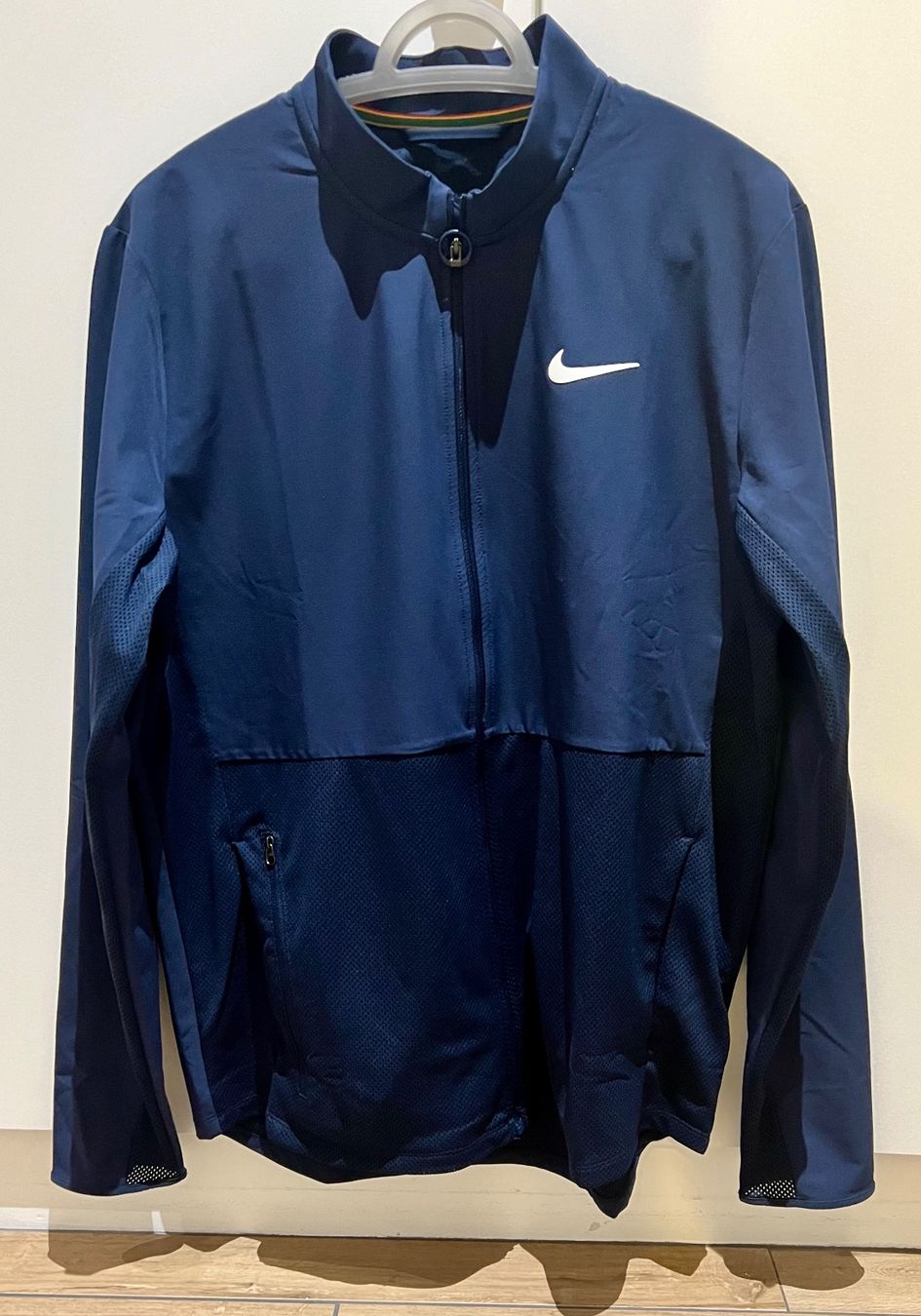 Nike Vestes: Nike Men's Basic Advantage Packable Jacket M – D'occasion à Savièse par Cedric007