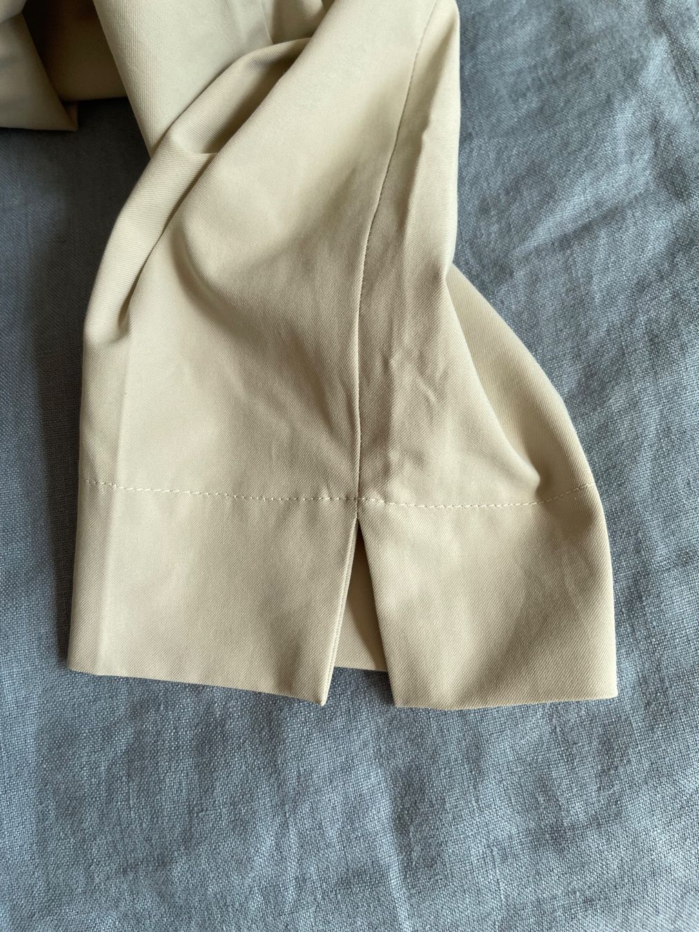 Pantaloni: Laurèl Damenhose beige, Gr 36 – Usato da Meggen venduto da tulipe21 2