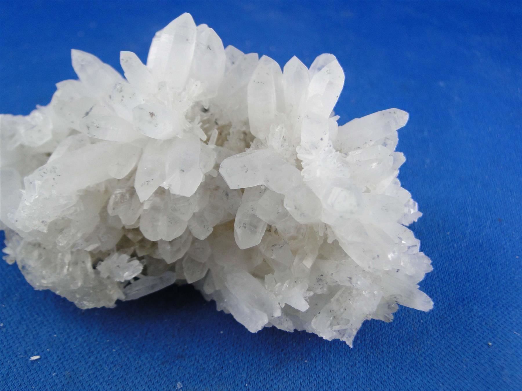 Mineralien & Heilsteine: Bergkristall – Gebraucht aus Schinznach Bad von Demerald 3