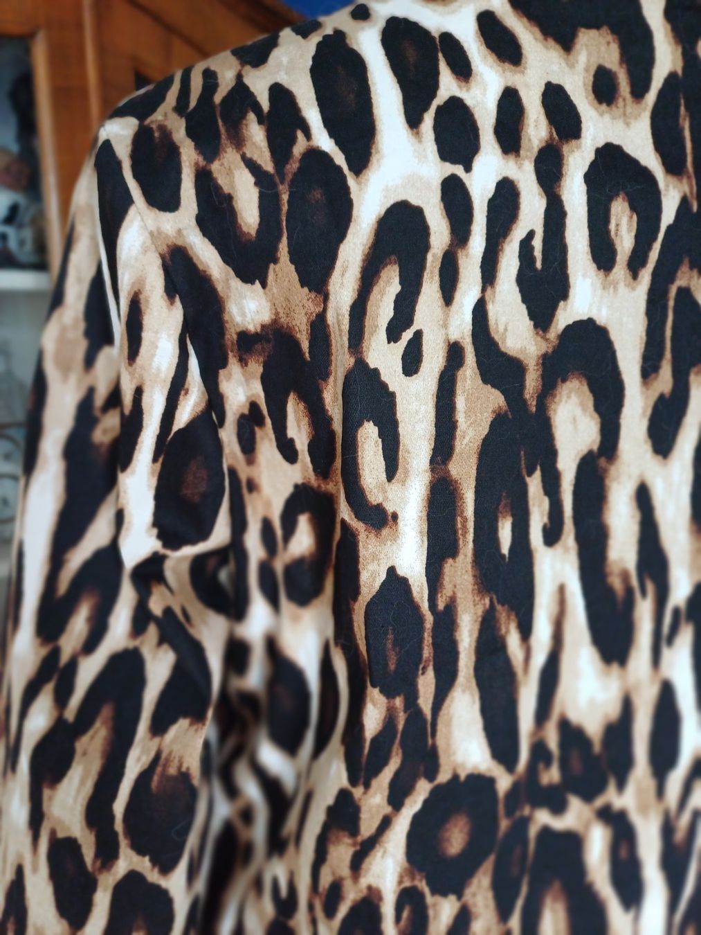 Giacche: Leichte Sommerjacke Leoprint Gr. 36/ 38 – Usato da Romanshorn venduto da Hanibal424 5