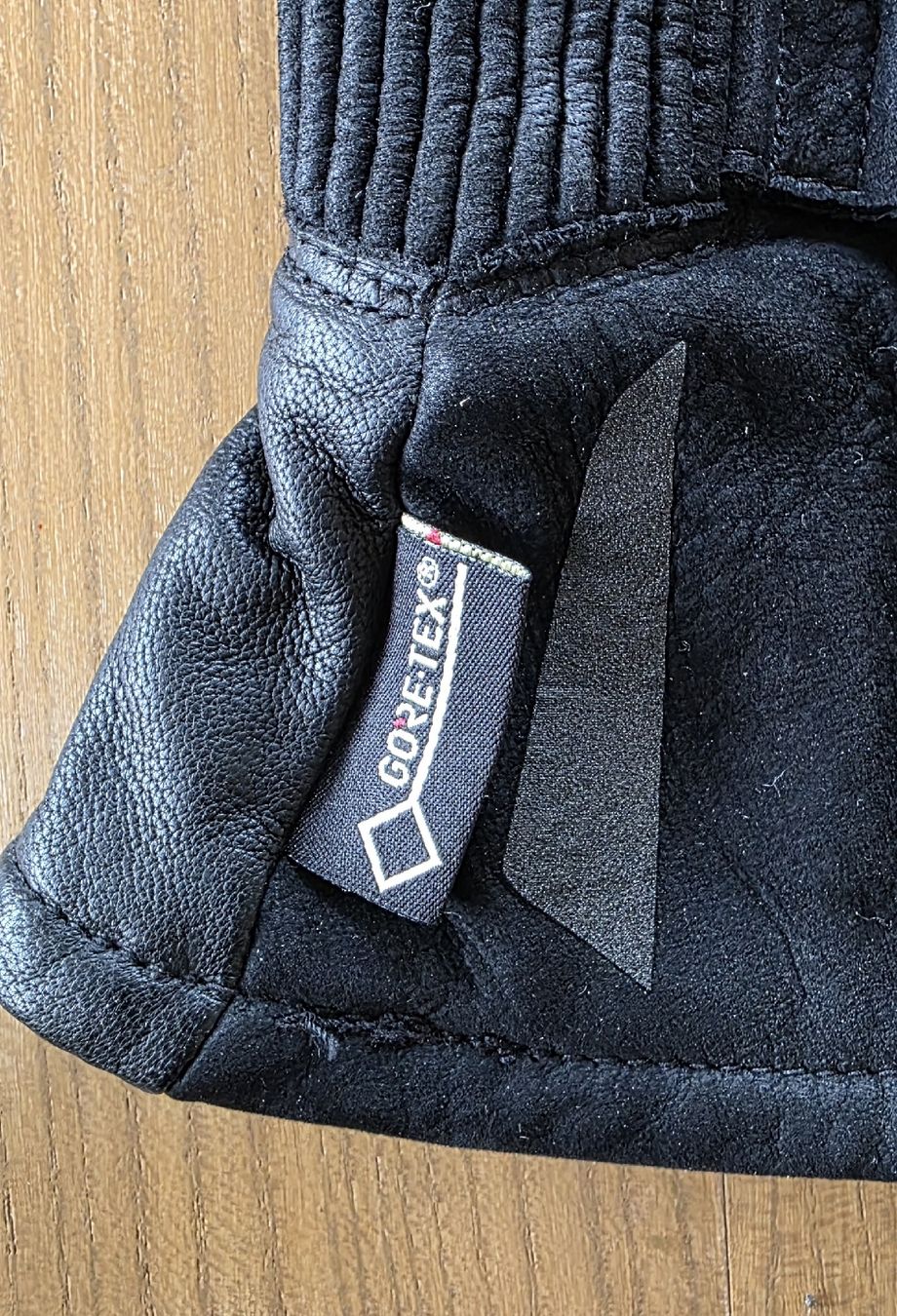 BMW Autres accessoires hommes: Gants BMW Atlantis Goretex – D'occasion à St-Légier-Chiésaz par Applebio 5