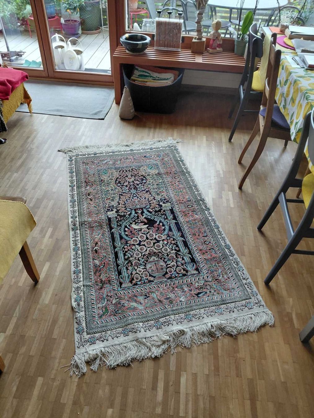 Tapis: Seiden Teppich – D'occasion à Wetzikon ZH par med_2y76