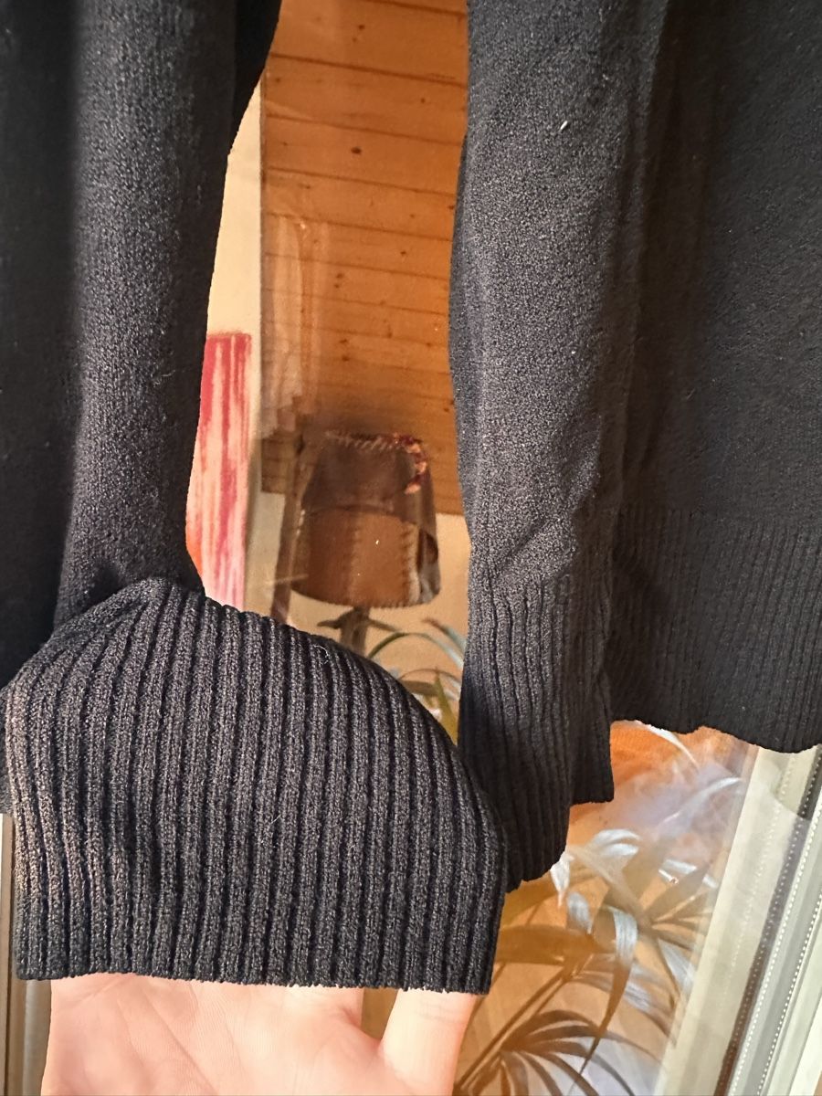 H&M Maglioni & Felpe: H&M Black Jumper – Usato da Zürich venduto da BettinaMarie2308 1