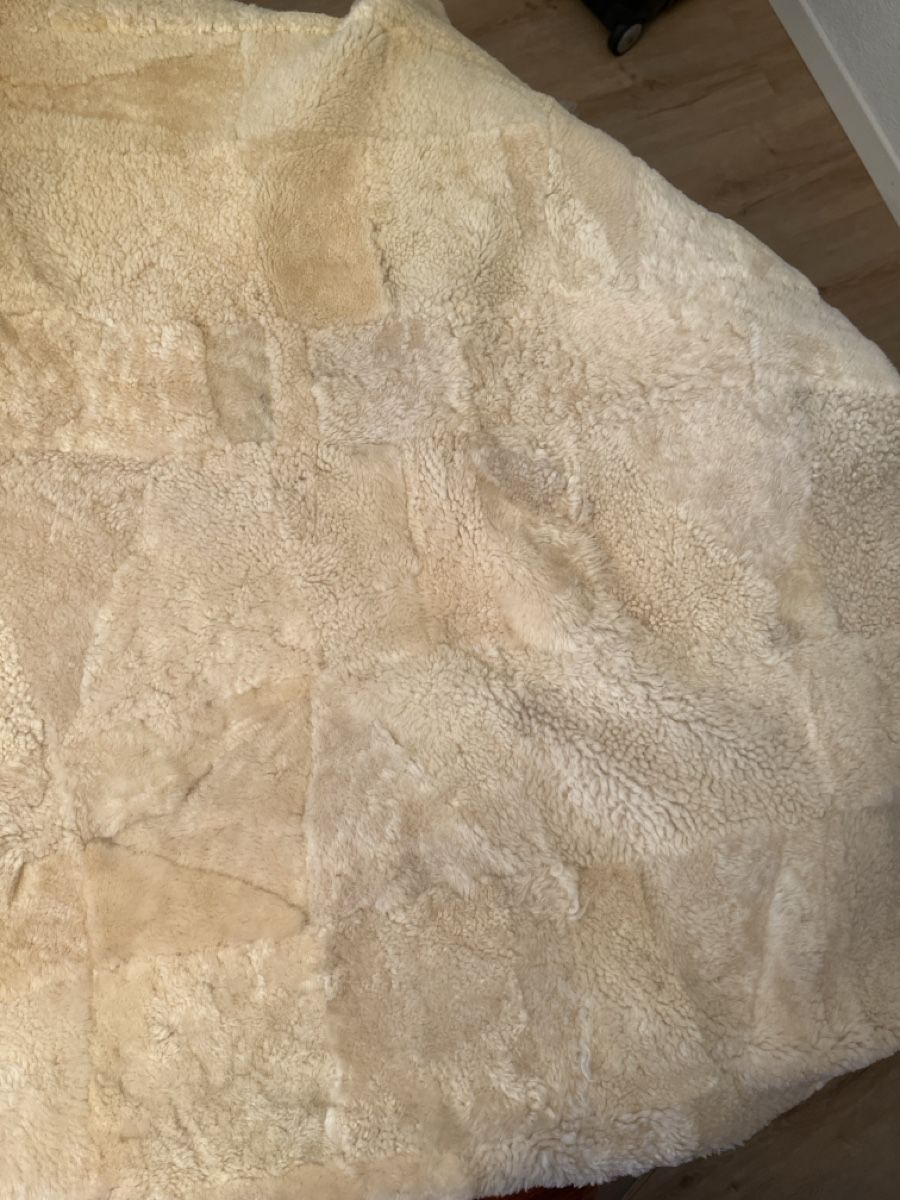 Couvertures: Lammfell Decke BeigeBraun,145X200,waschbar, Patchwork Zustan – D'occasion à Zürich par drn_77z5 6
