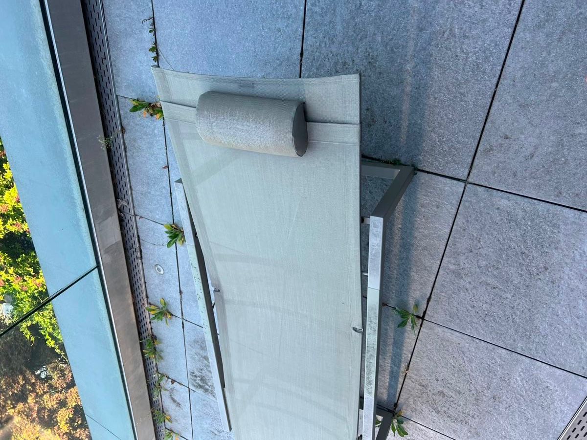 Royal Botania Sedie a sdraio: ROYAL BOTANIA  sunbed – Nuovo e nell'imballaggio originale da Rüschlikon venduto da ant_5v7g 1