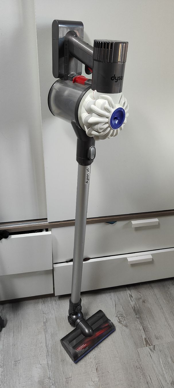 Dyson Aspirapolveri & Accessori: Dyson Staubsauger  – Usato da Bönigen venduto da Phisto88