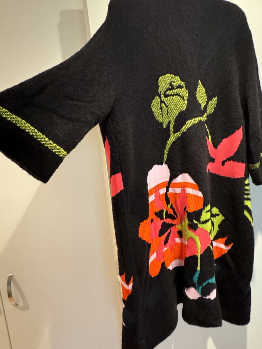 Marc Cain Maglioni & Felpe: MARC CAIN, Strickjacke GR 4 = 38/40 – Usato da Oberwil BL venduto da cocopalm1068 2