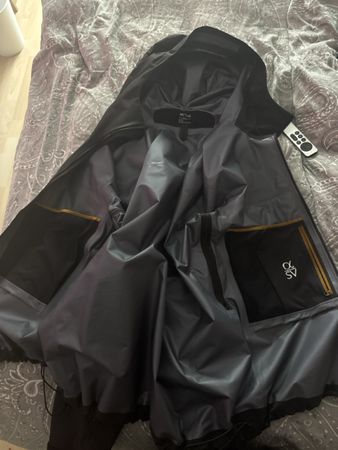 Arc'teryx GORE-TEX Jacke Grösse XL neuwertig