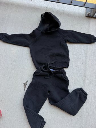 Kinder Trainingsanzug VINEL Grösse 110 cm