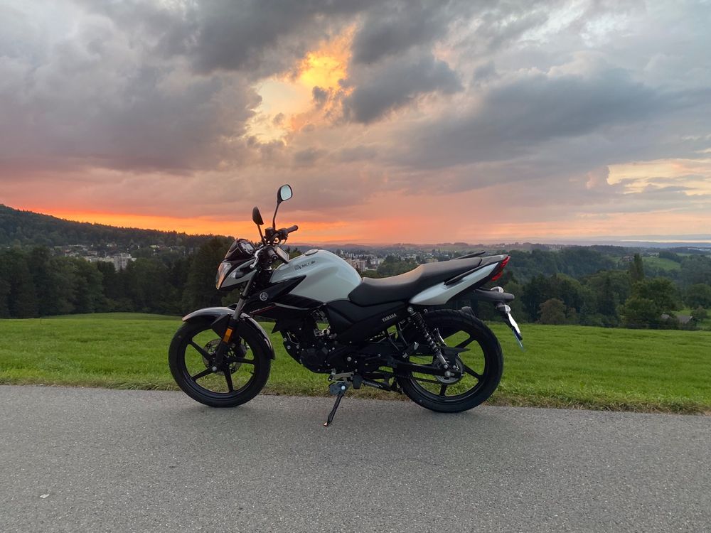 yamaha ys 125