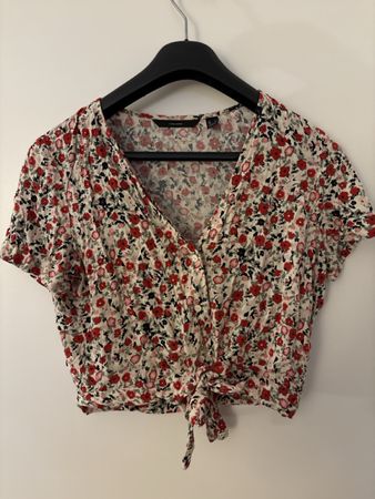 Damen Bluse Vero Moda mit Blumenmuster Grösse L