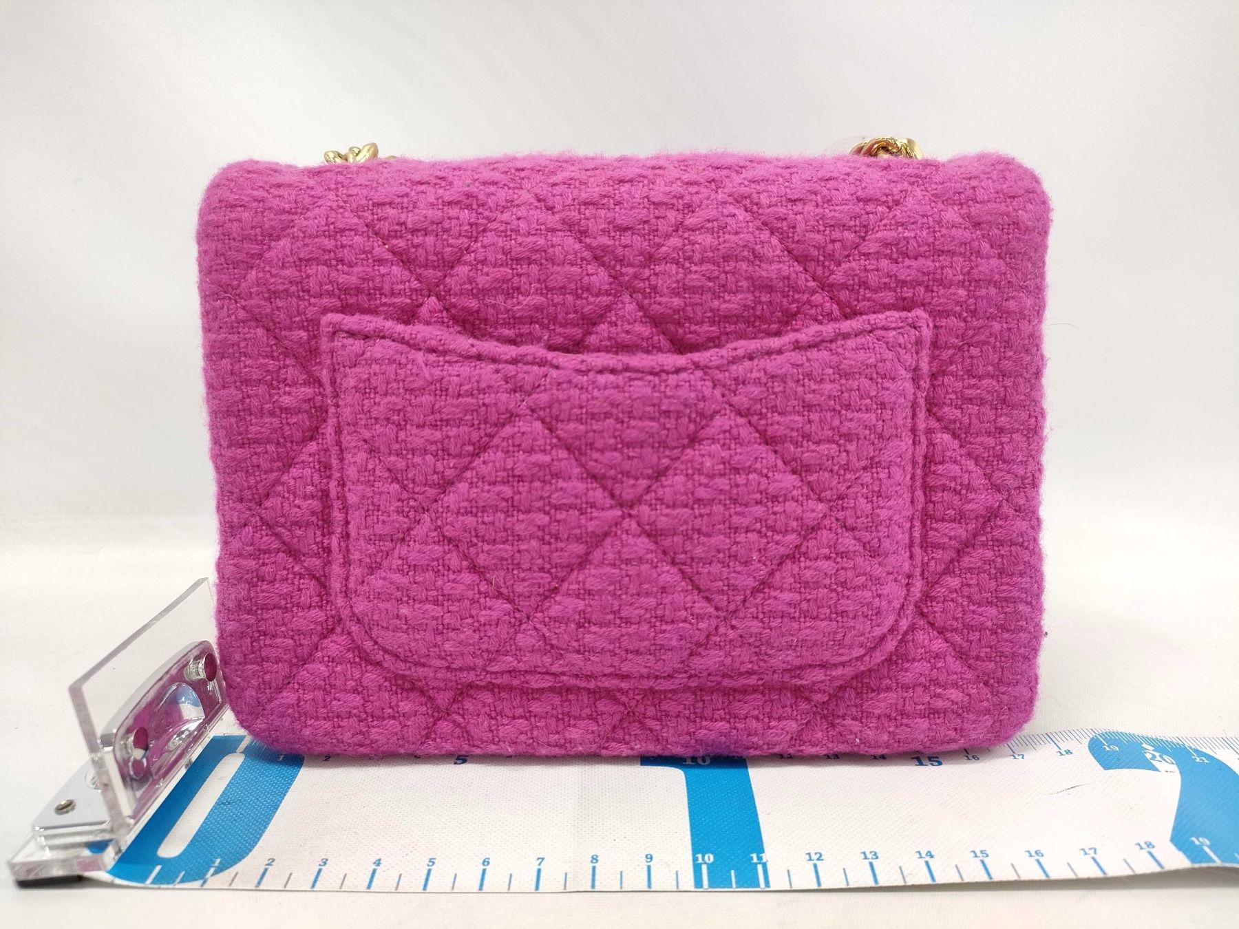 Chanel Taschen für Damen: Luxuriöse Chanel Mini Bijoux Flap Bag – Gebraucht aus St. Gallen von Love_Luxury 1