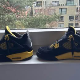 Jordan Scarpe per ragazzi: Jordan 4s, Grösse 38.5 / UK 5.5 – Nuovo (secondo la descrizione) da Wädenswil venduto da Luc2011