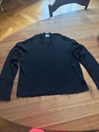 MIKUTA Pullover, schwarz mit dezentem Glitzer, Grösse M