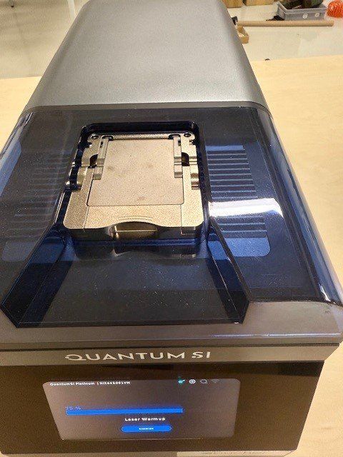 Medizinische Geräte: Quantum-Si Platinum Protein Sequencing System – Gebraucht aus Uzwil von arnex01 4