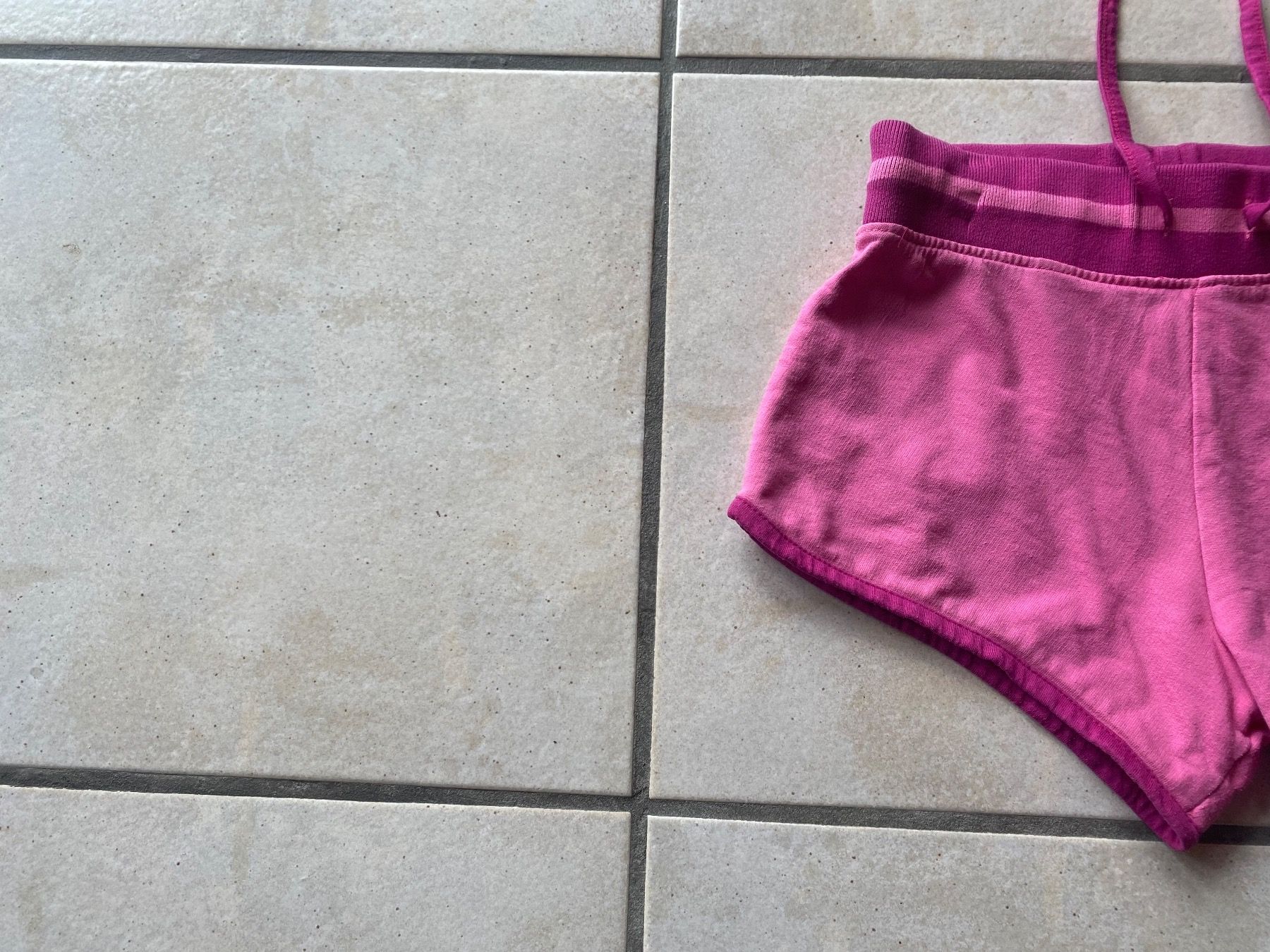 Hosen: Short 140 KIDS fuchsia – Gebraucht aus Orpund von Mary8972 4