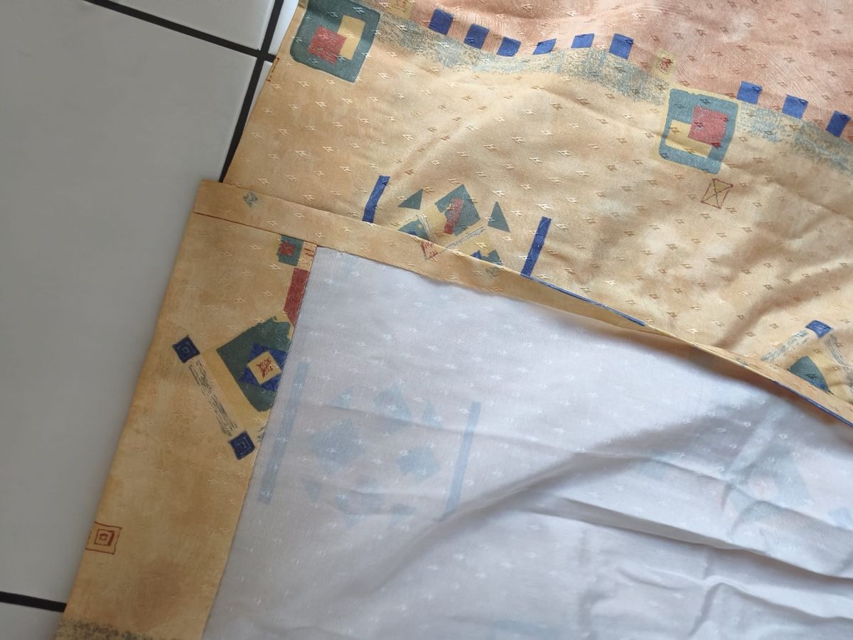 Tende: Vorhang Nacht Basisfarbe Gelb – Usato da Cham venduto da Manilu 2