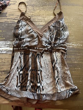 Top estivo donna fantasia serpente taglia L usato poco 🐍☀️