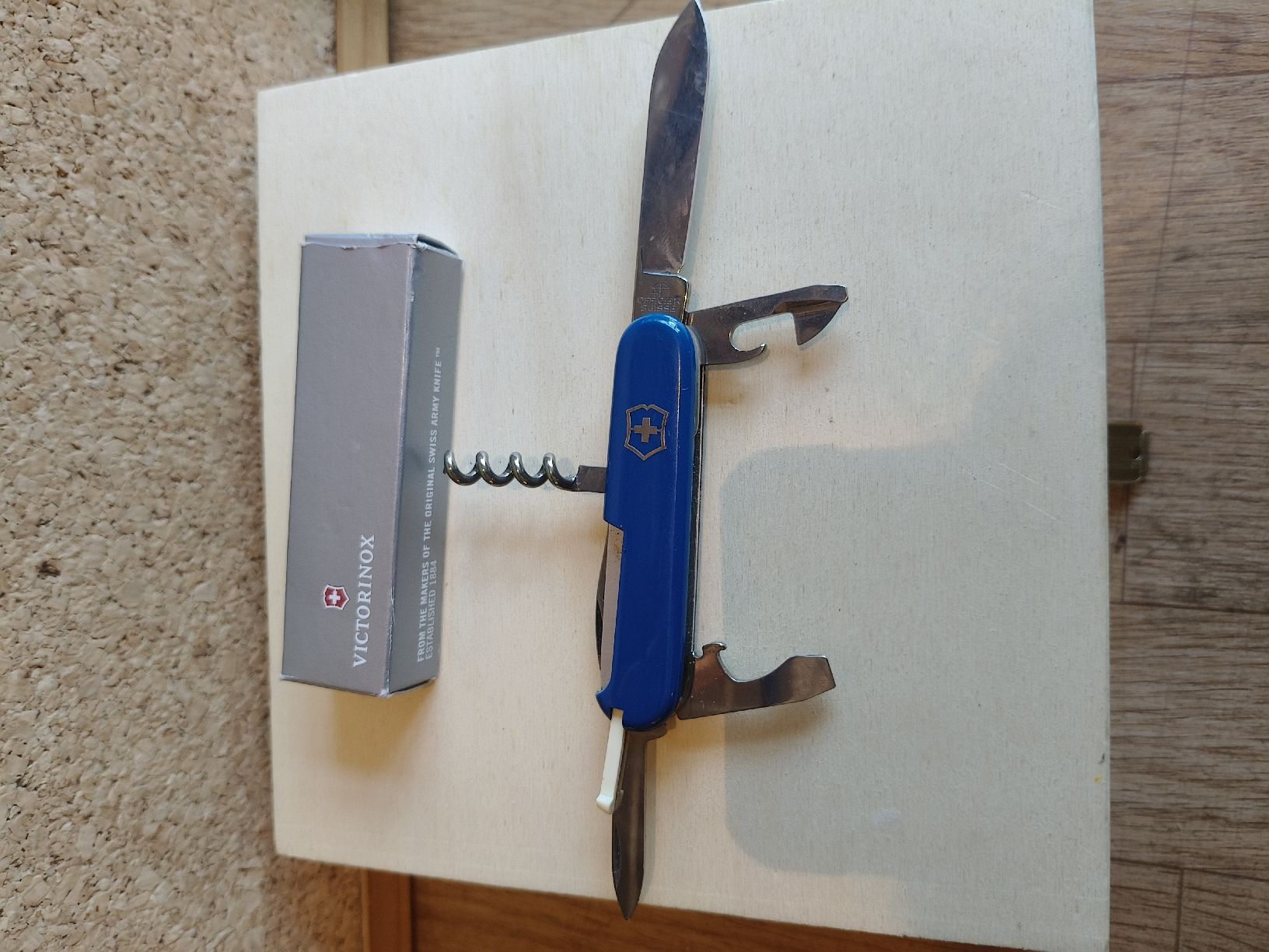 Victorinox Couteaux de poche: VICTORINOX,  SWISS SR Technics – D'occasion à Zwingen par inf_2blh 2