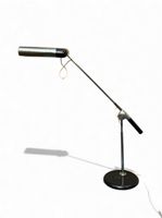 Lampada da tavolo “Office” – Leuka, design Richard Carruther