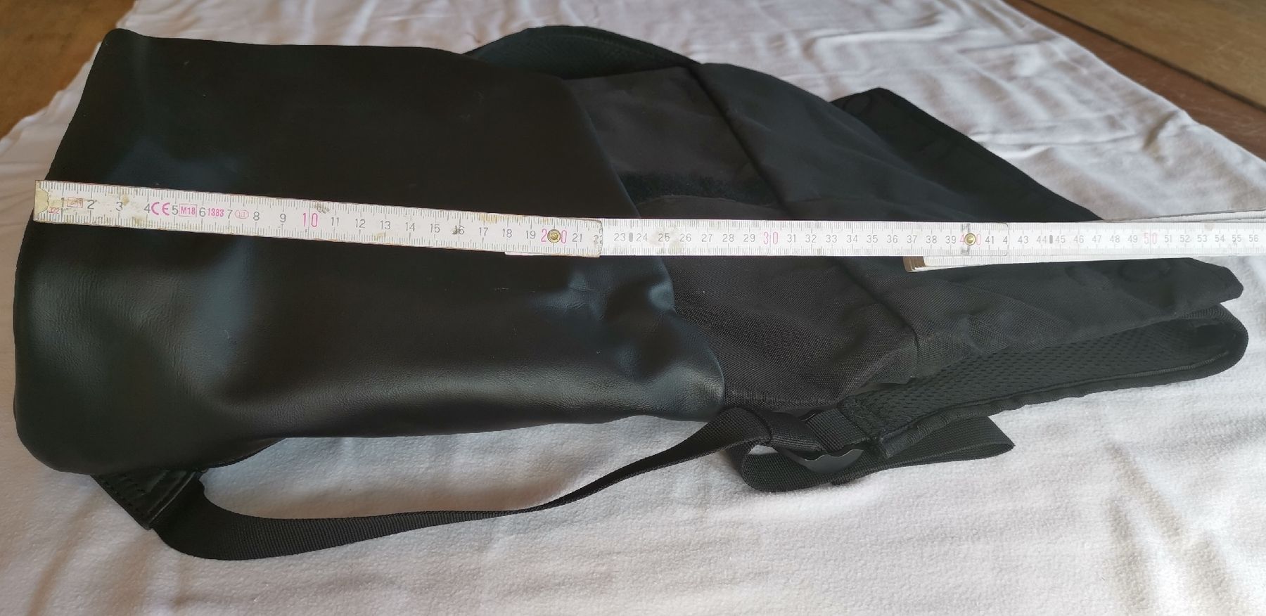 Zaini: Schwarzer Rucksack Marke ZWEI – Usato da Uetendorf venduto da Timo2022 6