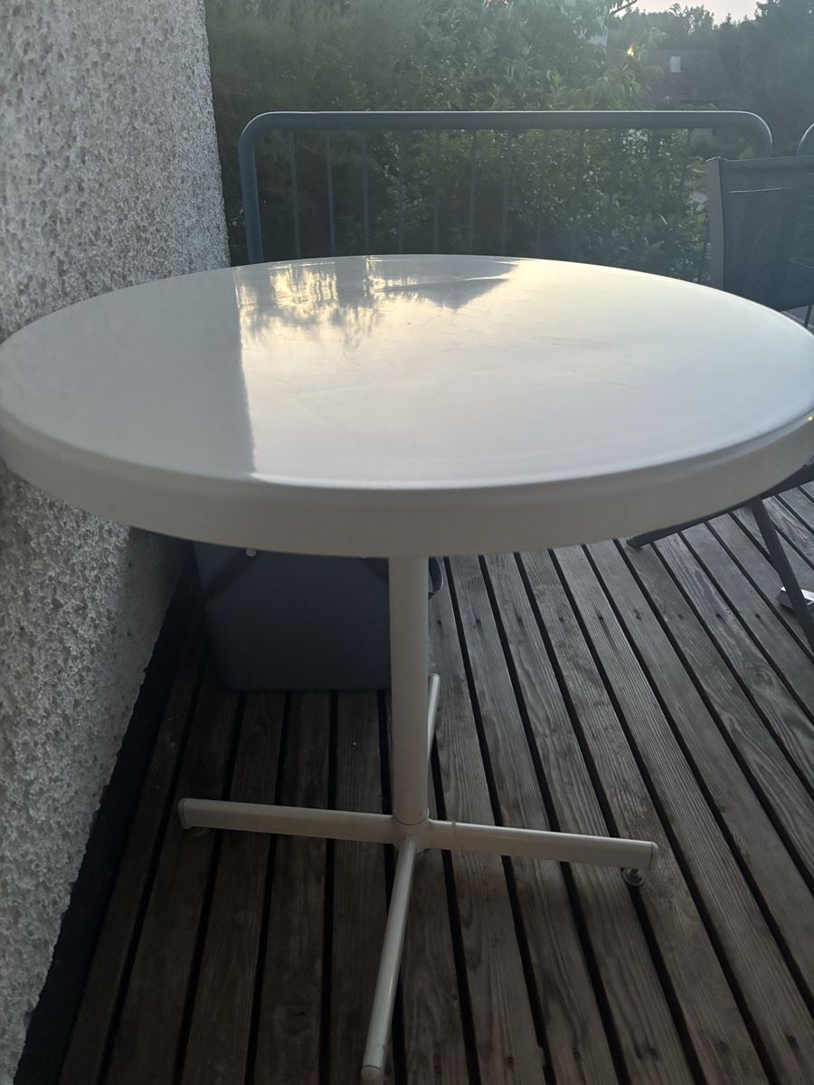 Tables: Gartentisch rund weiss klappbar – D'occasion à Halden par leyla_ze