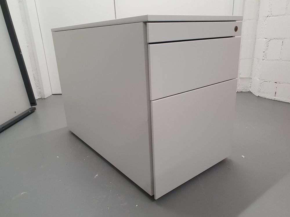 Steelcase Implicit Rollcontainer (Gebraucht) in Zürich für CHF 50 – nur ...