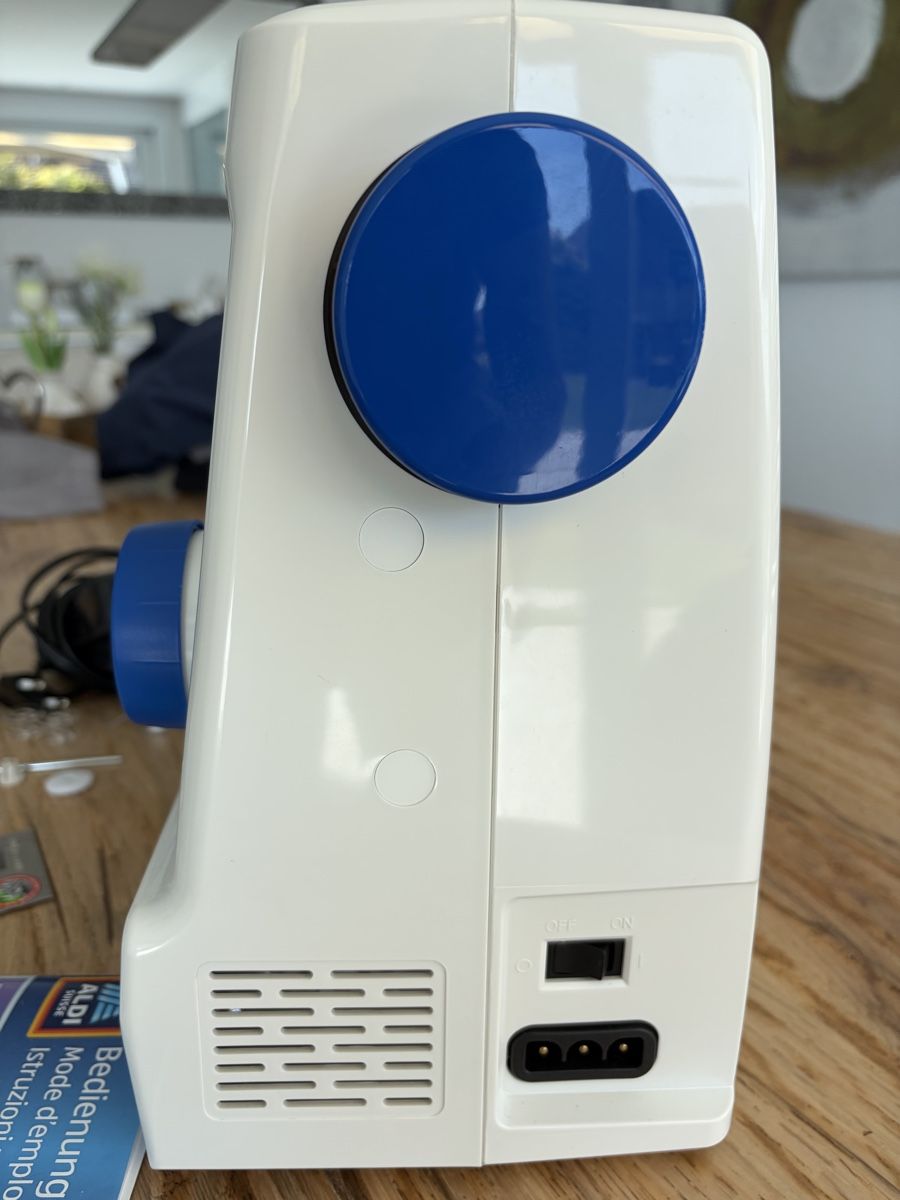 Macchine da cucire: Nähmaschine Easy Home  – Usato da Berikon venduto da hei10 1
