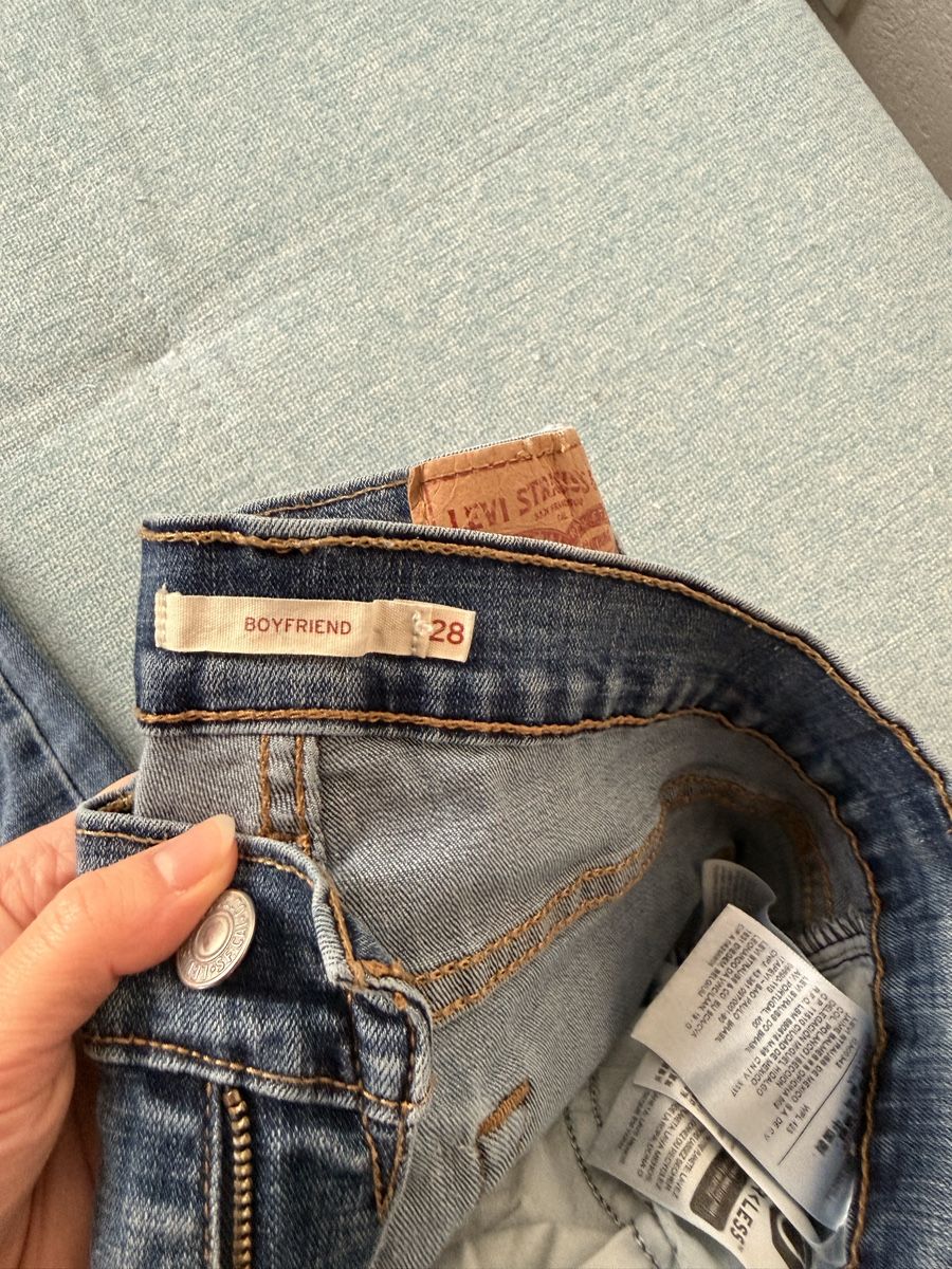 Levi's Jeans: Levi’s jeans  – Usato da Blonay venduto da ana_cfz5 1