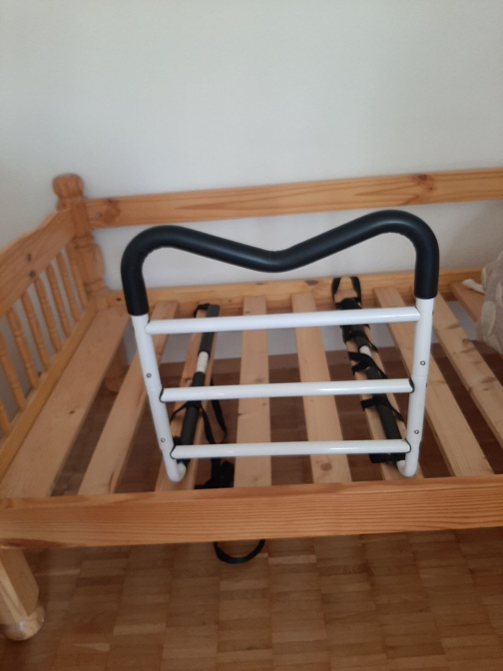 Hometrainer: Barre de lit – Nuovo (secondo la descrizione) da Meyrin venduto da Syl_7hxy 1