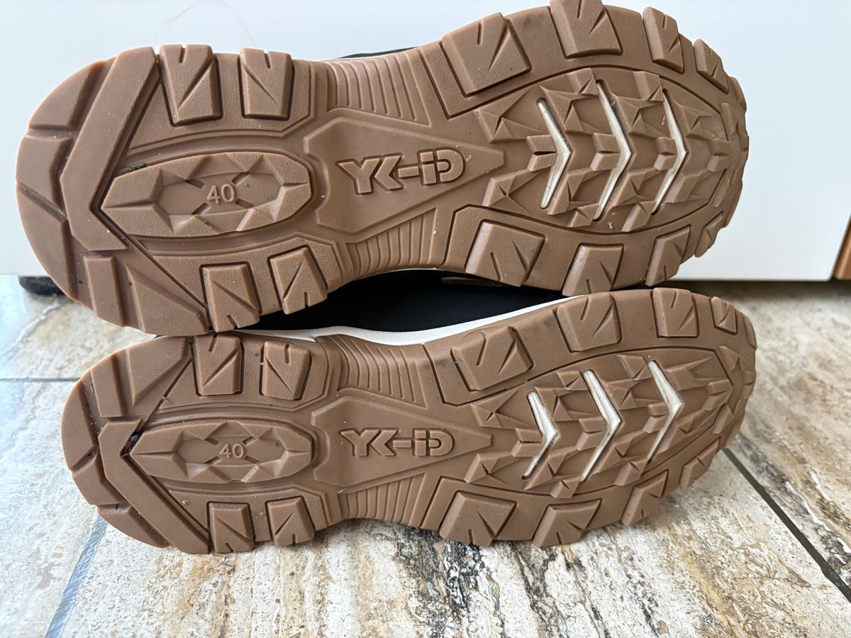 Chaussures garçon: YK-iD Winterschuhe Grösse 40 – D'occasion à Nürensdorf par Yellowstone09 7