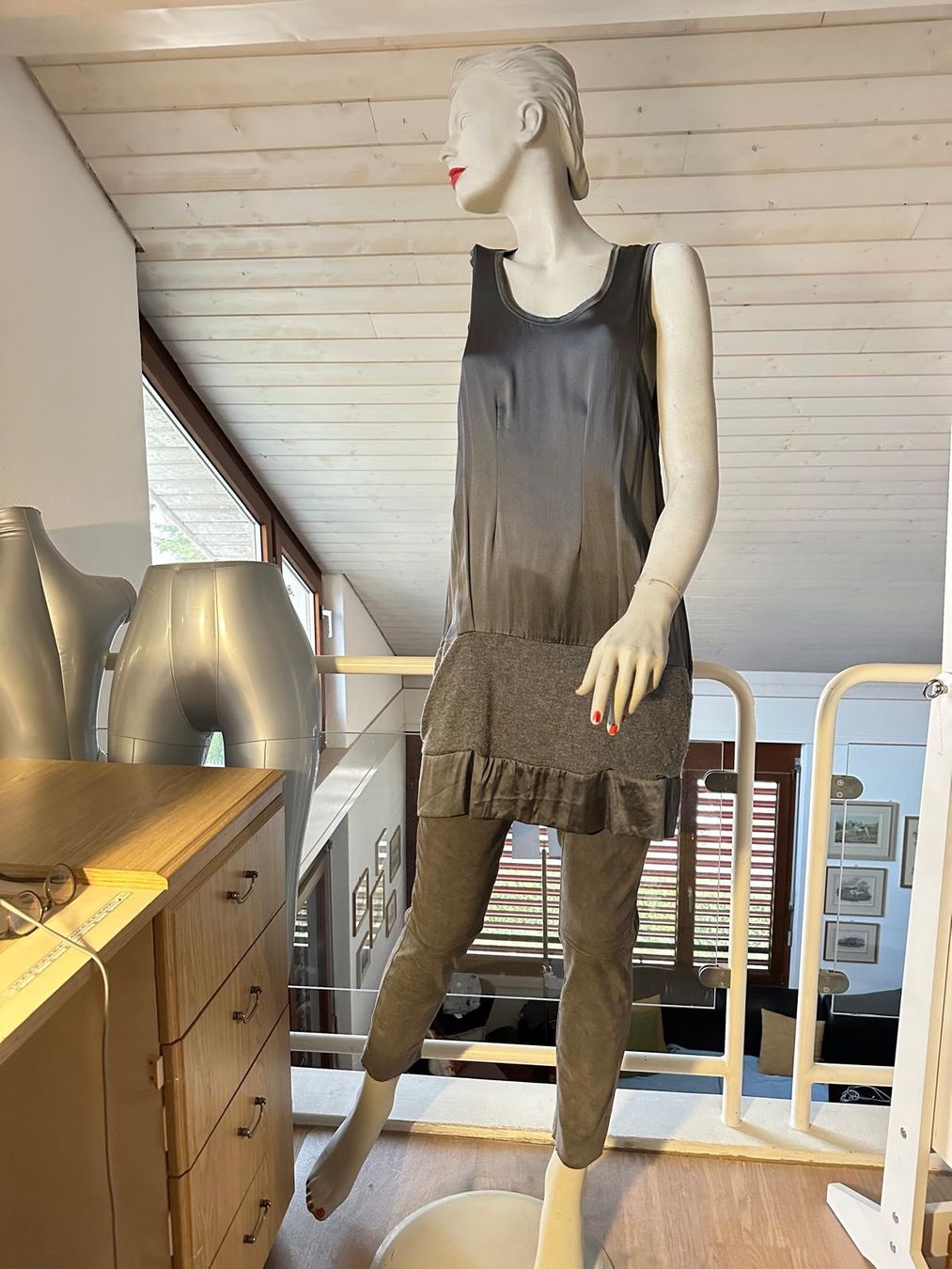 Kleider: Seidenkleid GCfontana – Gebraucht aus Neuhausen von Lechasseur 1