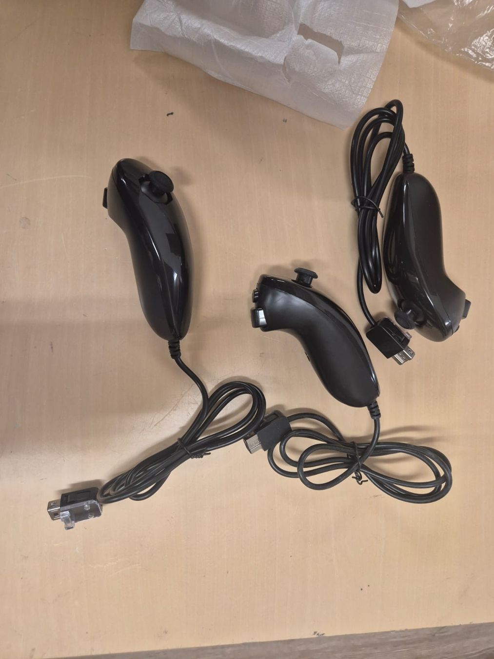 Controller: 2x Nunchuk  für Wii Console Controller Schwarz  – Usato da Tuggen venduto da Zweitechanceboutique