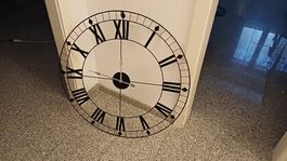 Grande horloge murale 