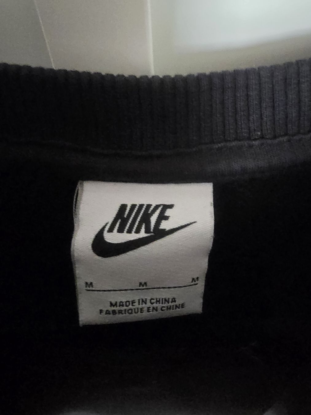 Nike Pulls & Sweat-shirts: Nike Pullover Gr. M – D'occasion à Thalwil par Nikkita2 2