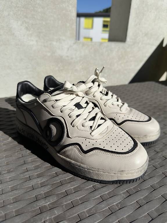Scarpe da donna: Qunto Sneakers Gr 40 – Usato da Zürich venduto da Babanos7