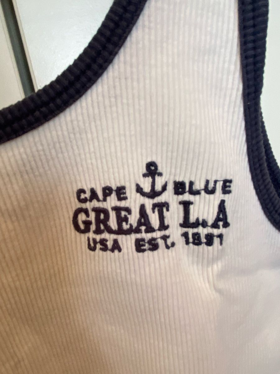 Pull&Bear Top: Pull&Bear Débardeur court blanc imprimé taille S – Usato da Aigle venduto da Celina28 1