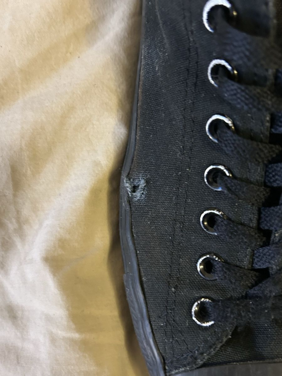 Converse Chaussures hommes: Baskets Converse noires homme taille 42 – D'occasion à Geneveys-Coffrane par h3ll0punky 4