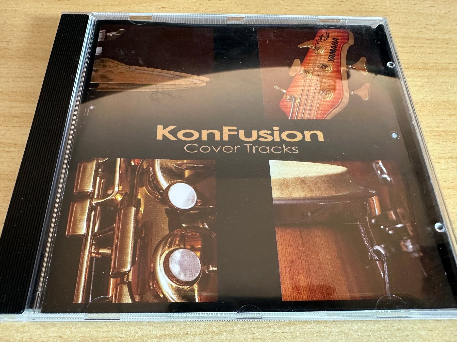 CD: KonFusion - Cover Tracks – Usato da Rikon im Tösstal venduto da Alpenmutz