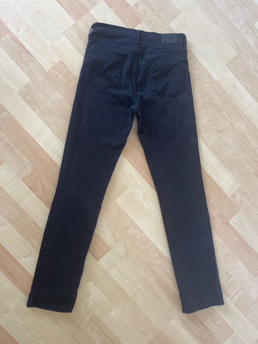 Levi's Jeans: schwarze Levis Jeans 724 Grösse 29/32 – Usato da St. Gallen venduto da cor_c9lz 2