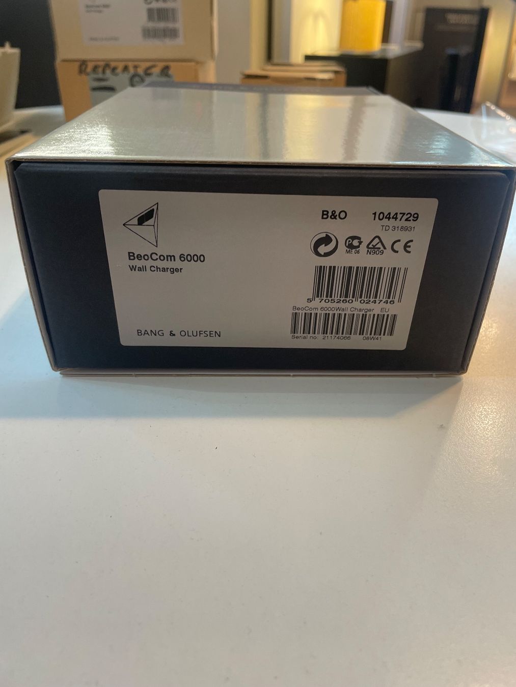 Bang & Olufsen Caricabatterie: Wall Charger BeoCom 6000 – Nuovo e nell'imballaggio originale da Sion venduto da Bang-OlufsenSion 2