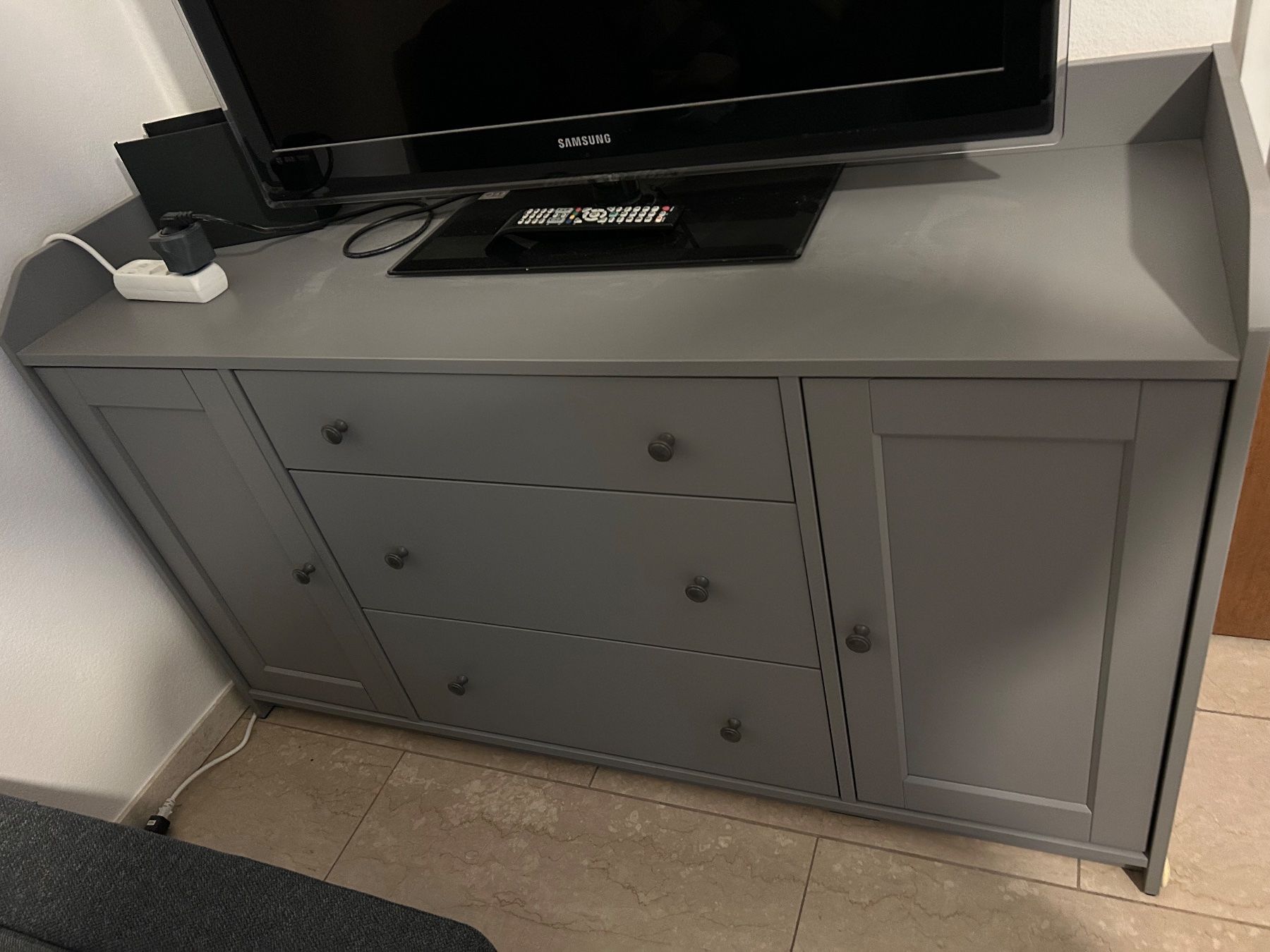 Ikea Commodes: Hauga Kommode (IKEA) – D'occasion à Zürich par lau_wb57 2