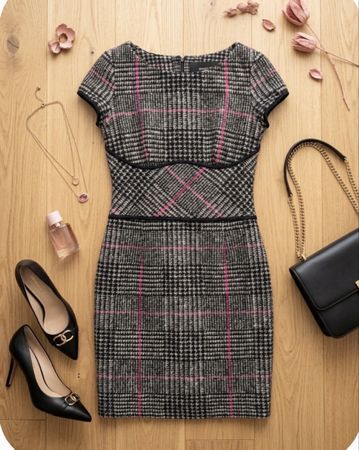 Elegantes Etuikleid mit Glencheck Muster&Pinken Highlights