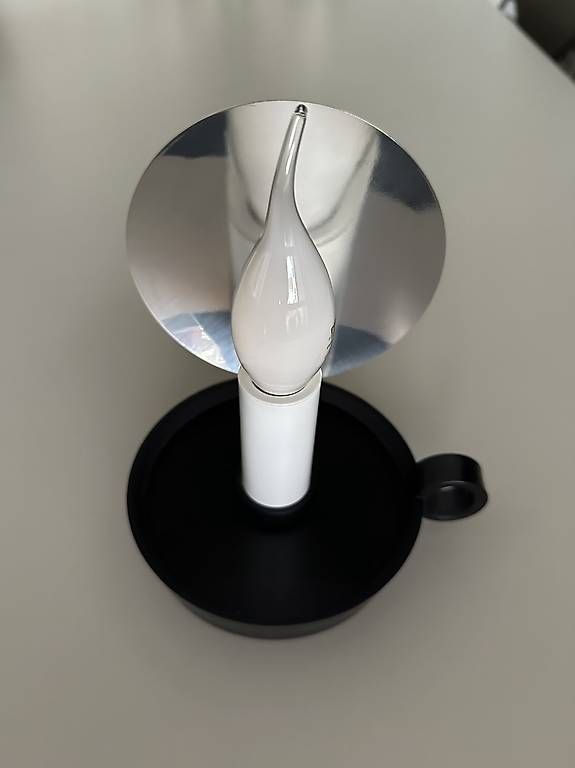 Flos Lampade: FLOS B.L.O. Nachttischlampe (Marcel Wanders) – Usato da Schwerzenbach venduto da WorldBuzz 3