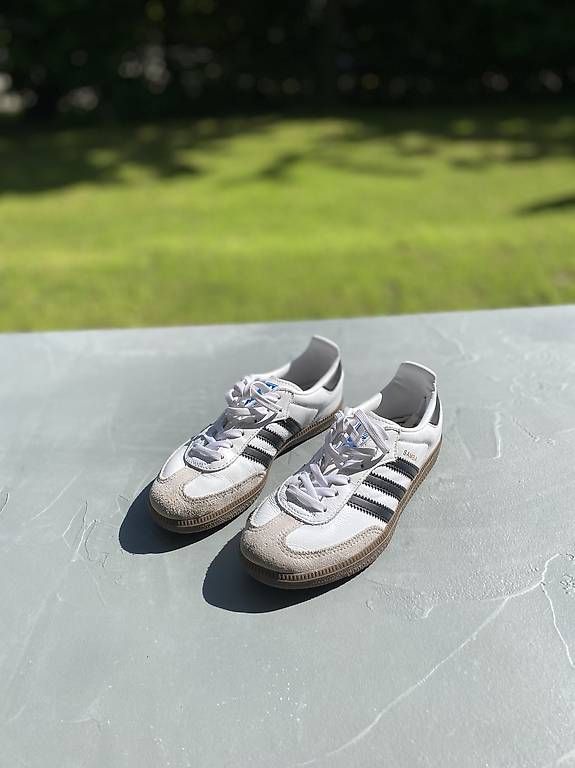 adidas gazelle silver green womens adidas Originals x Disney Samba Jane Kids